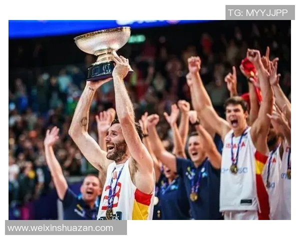 重庆排球队在欧锦赛中的个人能力展现与团队协作分析