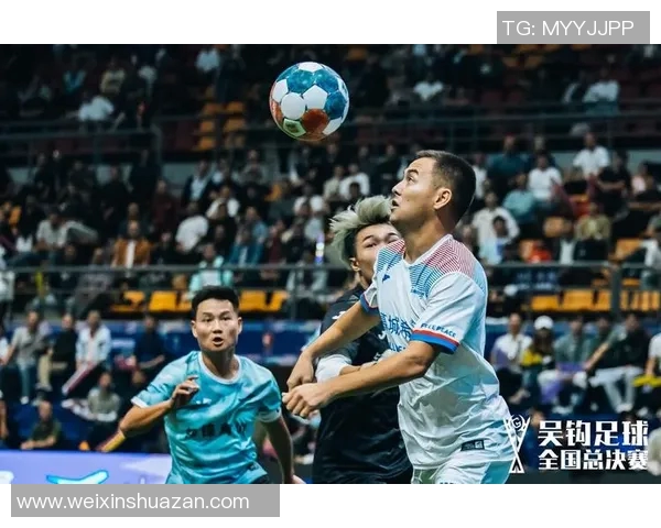 重庆足球队的默契配合揭秘领略足球巨献的精彩瞬间与战术魅力