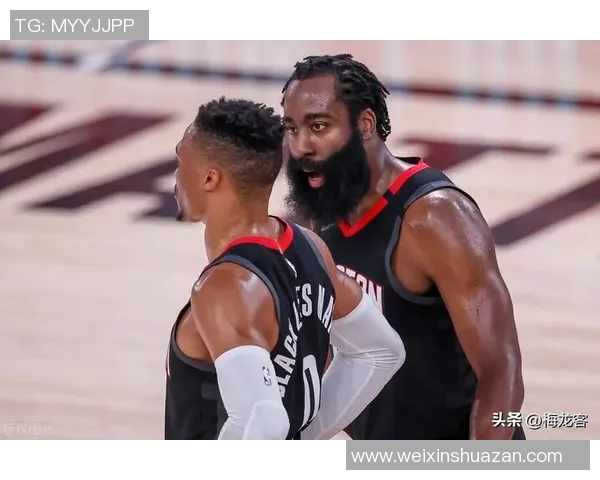 哈登与威少季后赛对决回顾谁能在关键时刻引领球队走向胜利